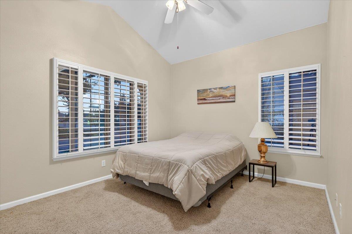 2211 Dawson Cove Ln, Clovis, CA 93611