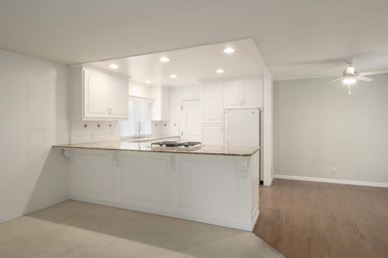 516 W Palo Alto Ave, Fresno, CA 93704