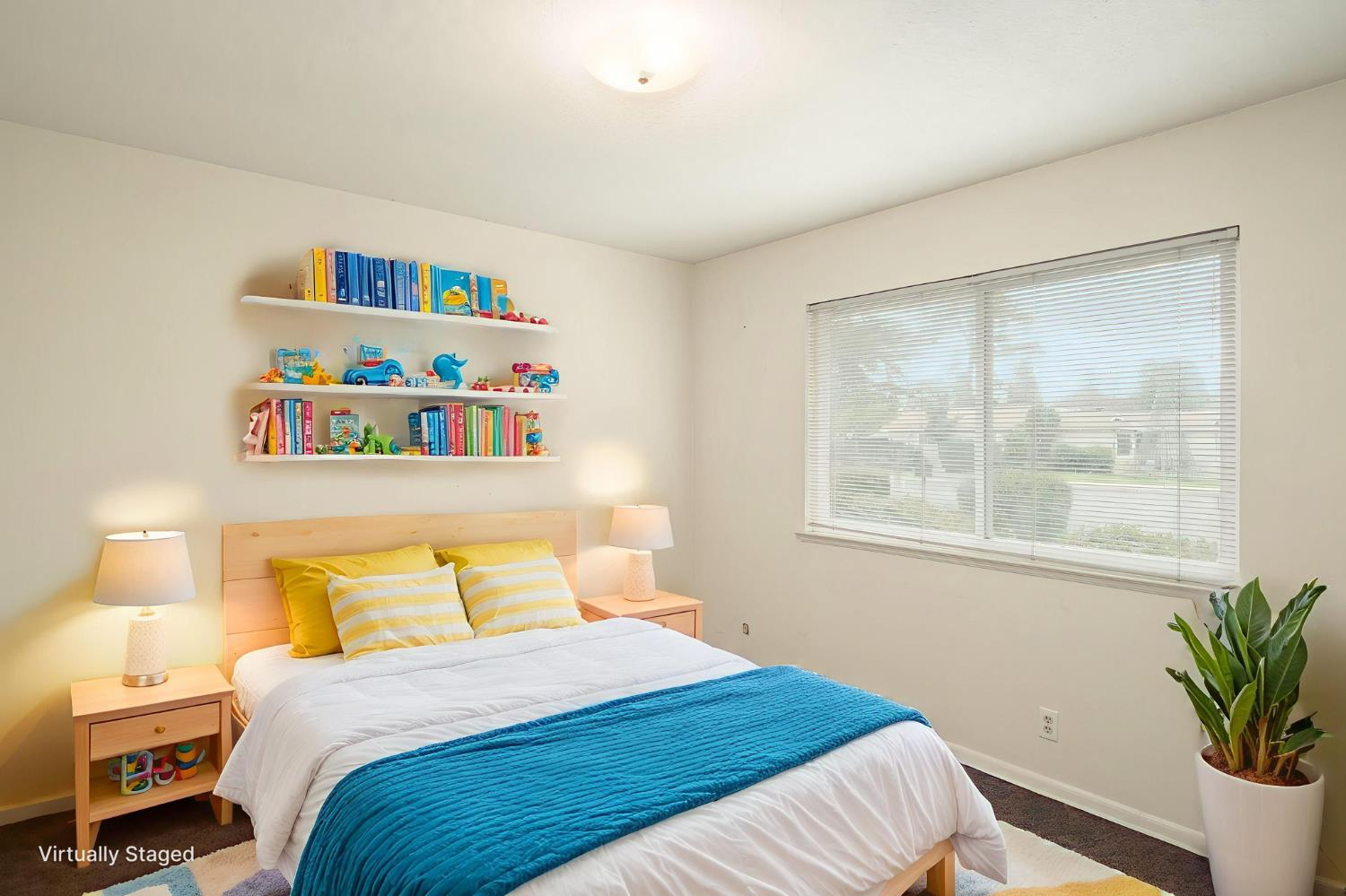 516 W Palo Alto Ave, Fresno, CA 93704