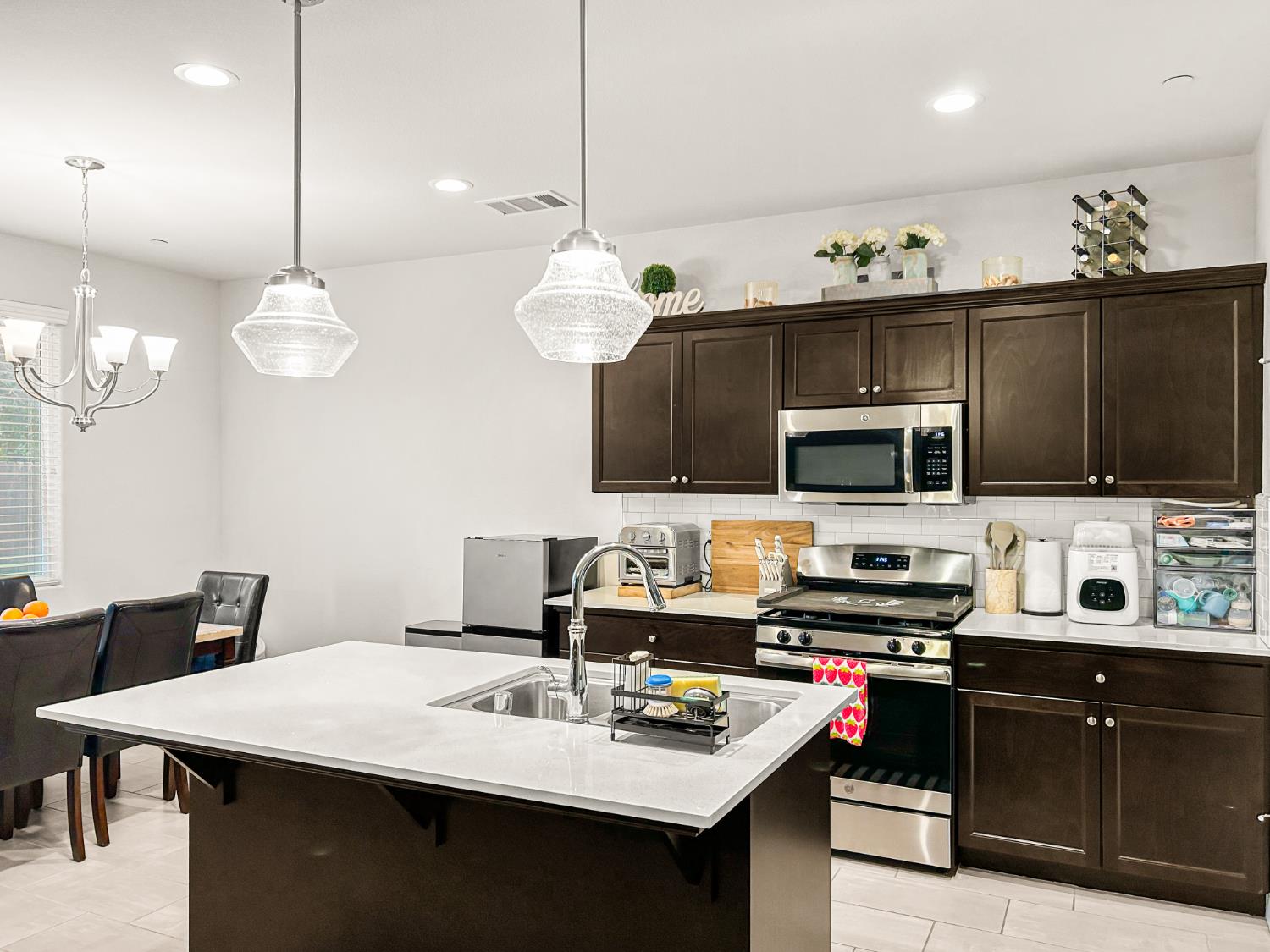 2709 Pontiac Ave, Clovis, CA 93611