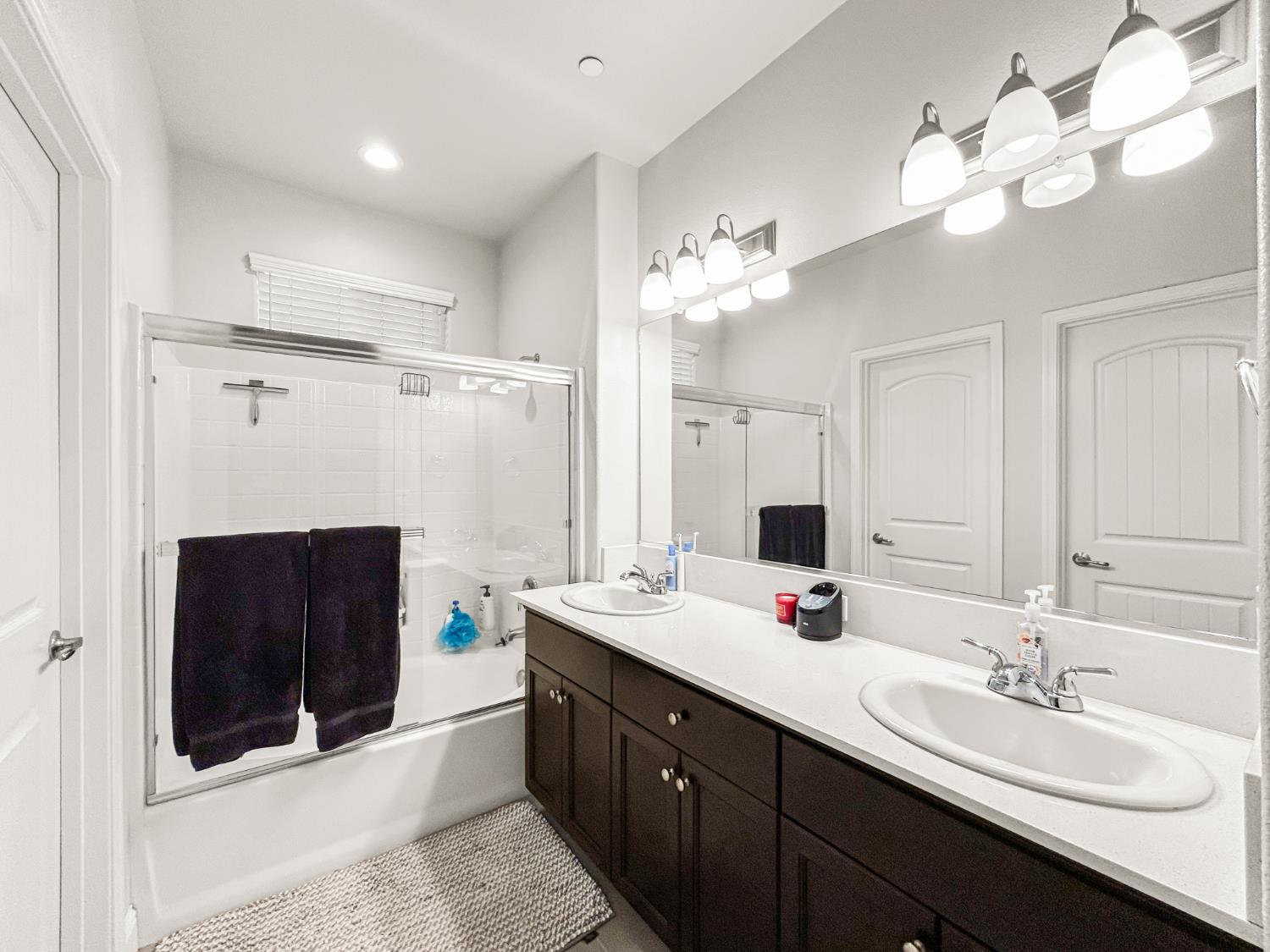 2709 Pontiac Ave, Clovis, CA 93611