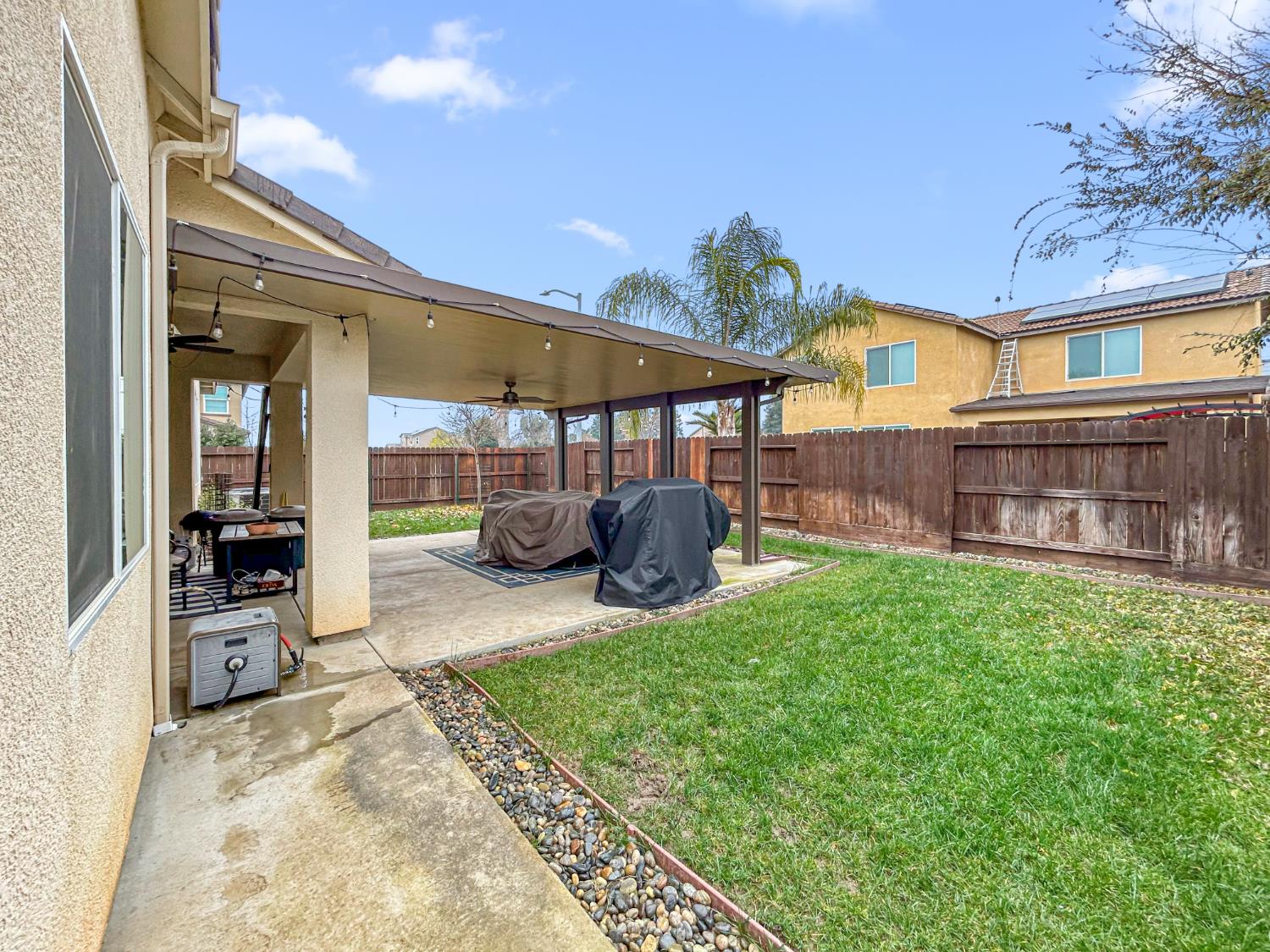 2709 Pontiac Ave, Clovis, CA 93611