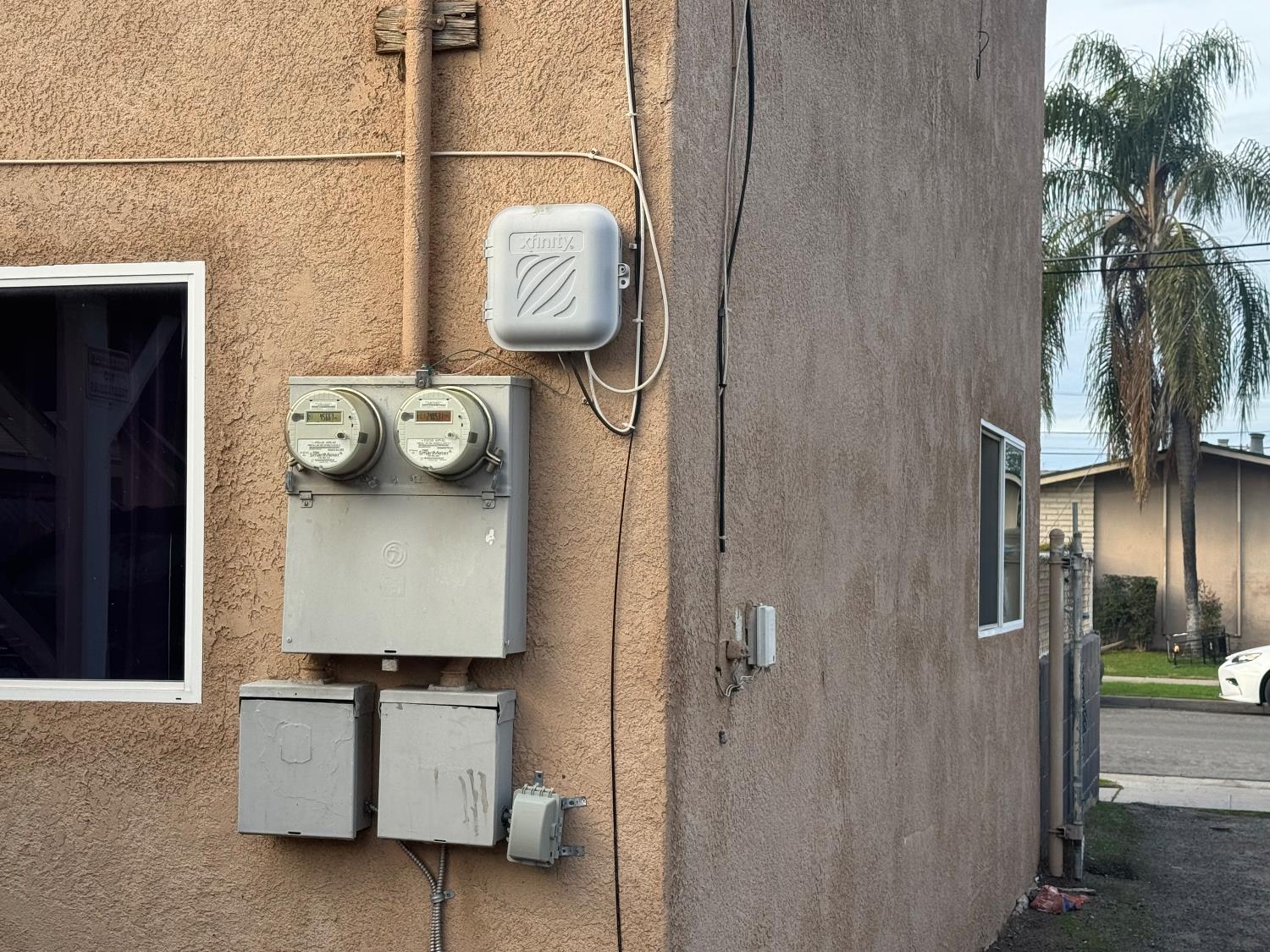 1250 E Vassar Ave, Fresno, CA 93704