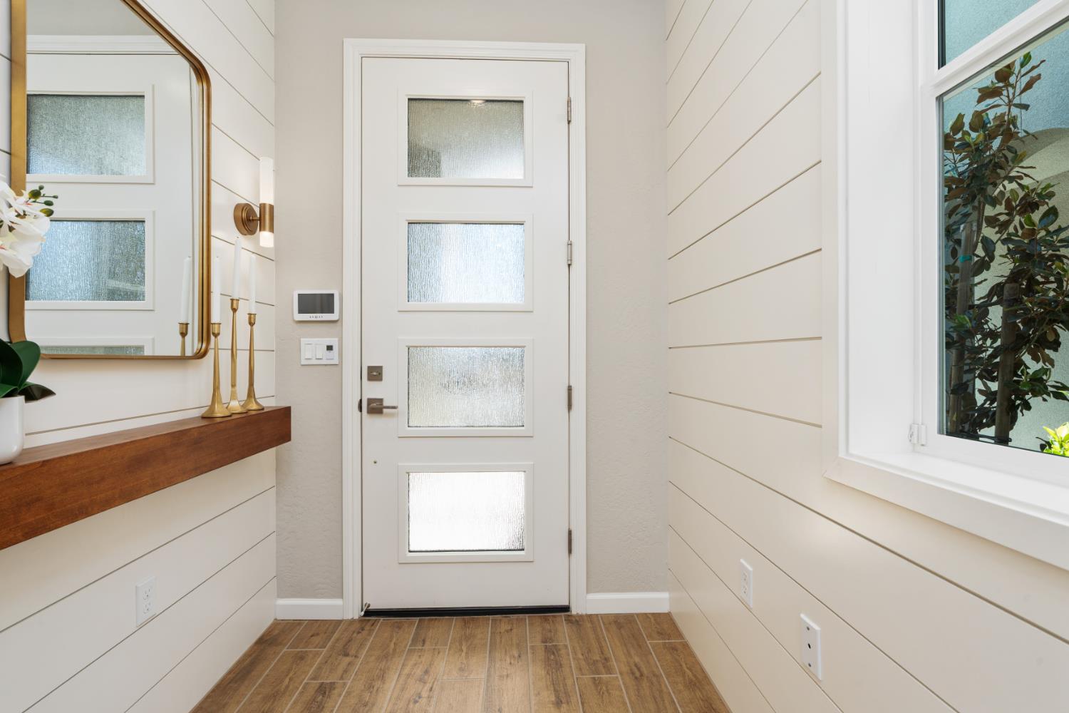 2041 N Wagon Ln, Clovis, CA 93619