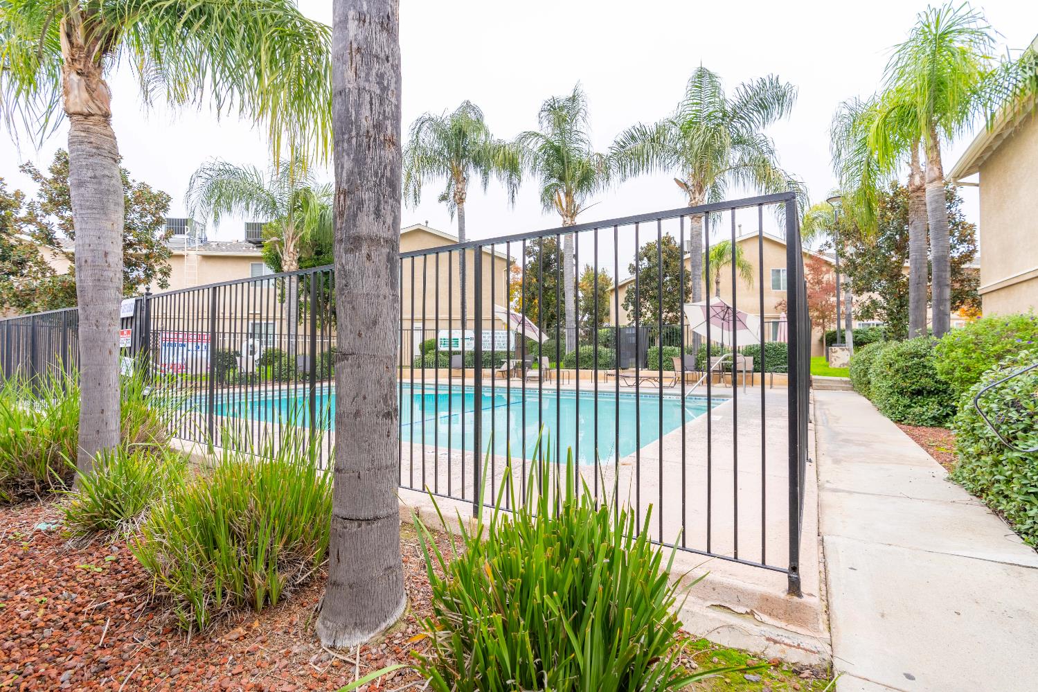 3739 W Bullard Ave #221, Fresno, CA 93711