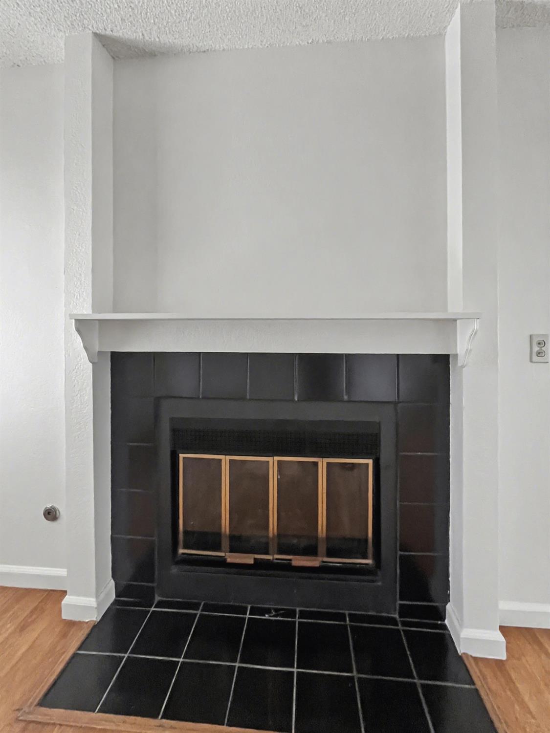 1151 S Chestnut Ave #243, Fresno, CA 93702