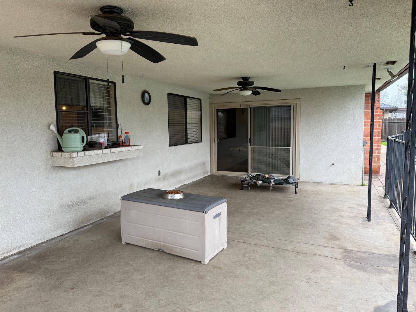 1389 W Warner Ave, Fresno, CA 93711