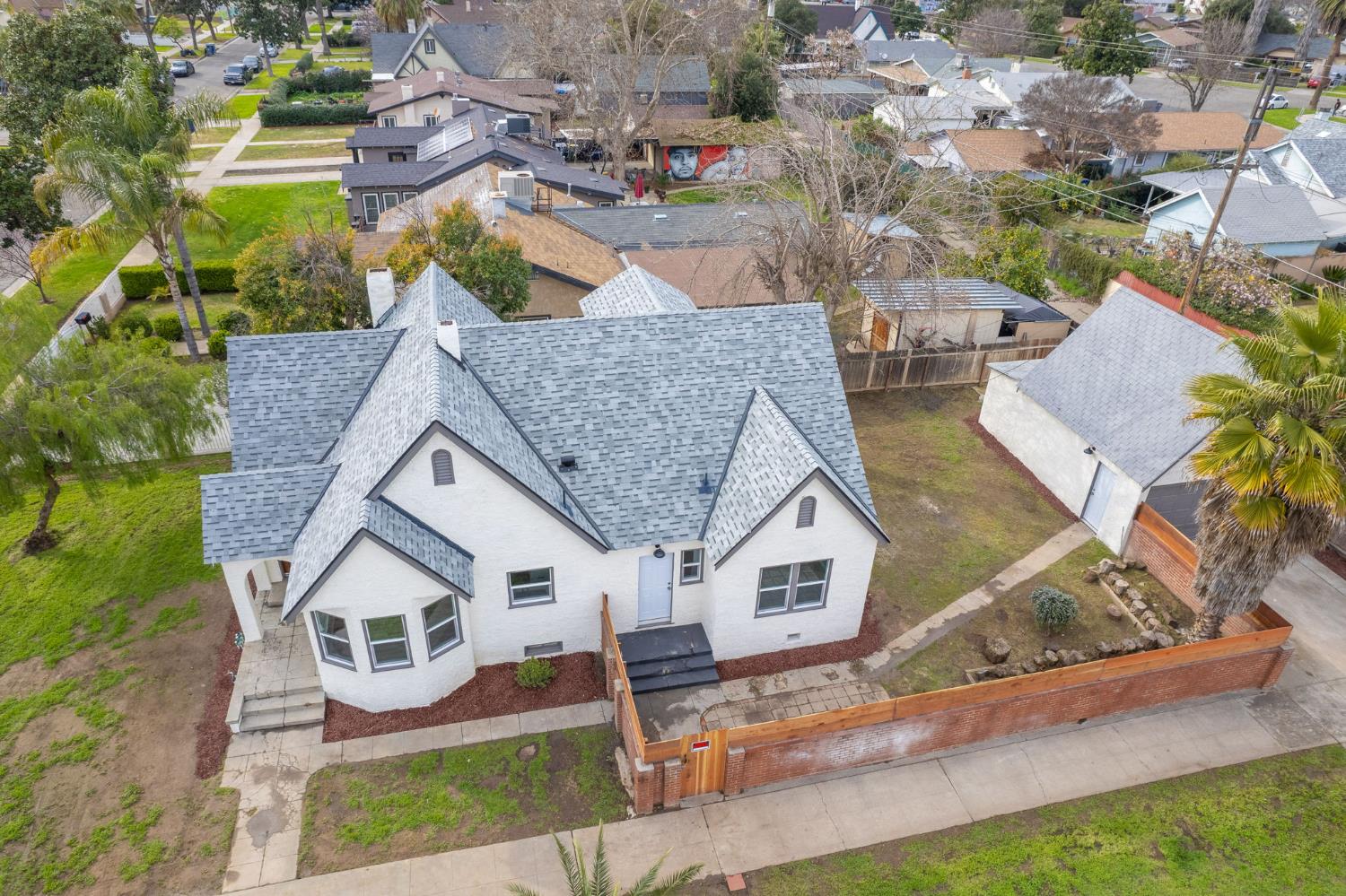 4345 E Iowa Ave, Fresno, CA 93702