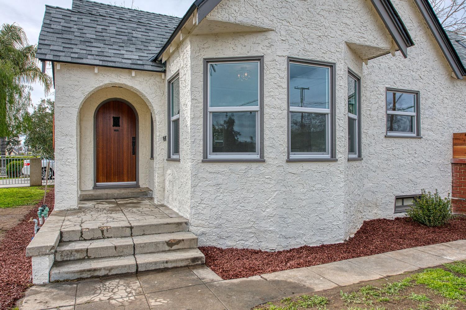 4345 E Iowa Ave, Fresno, CA 93702