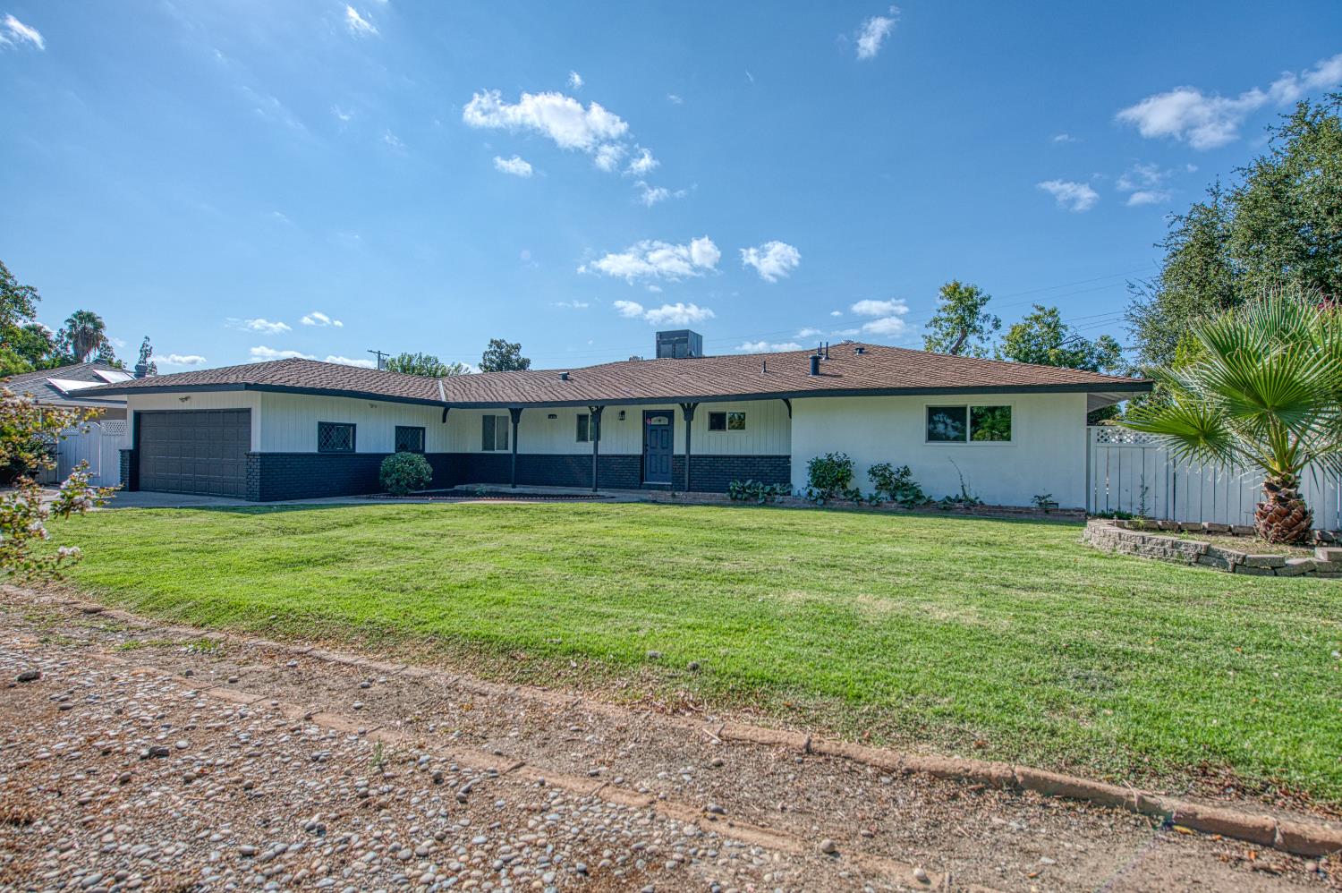 1408 E Richert Ave, Fresno, CA 93704