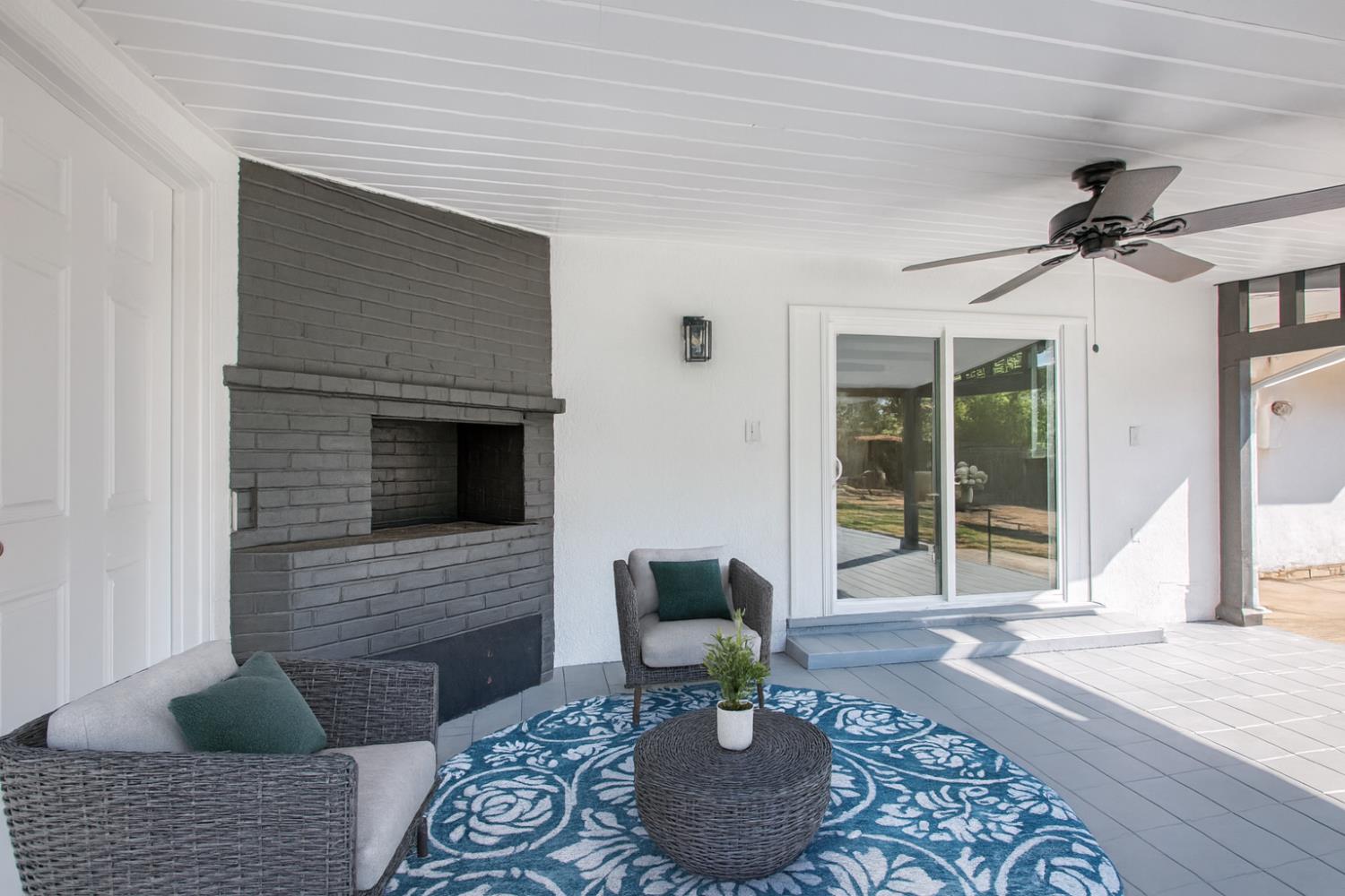 1408 E Richert Ave, Fresno, CA 93704