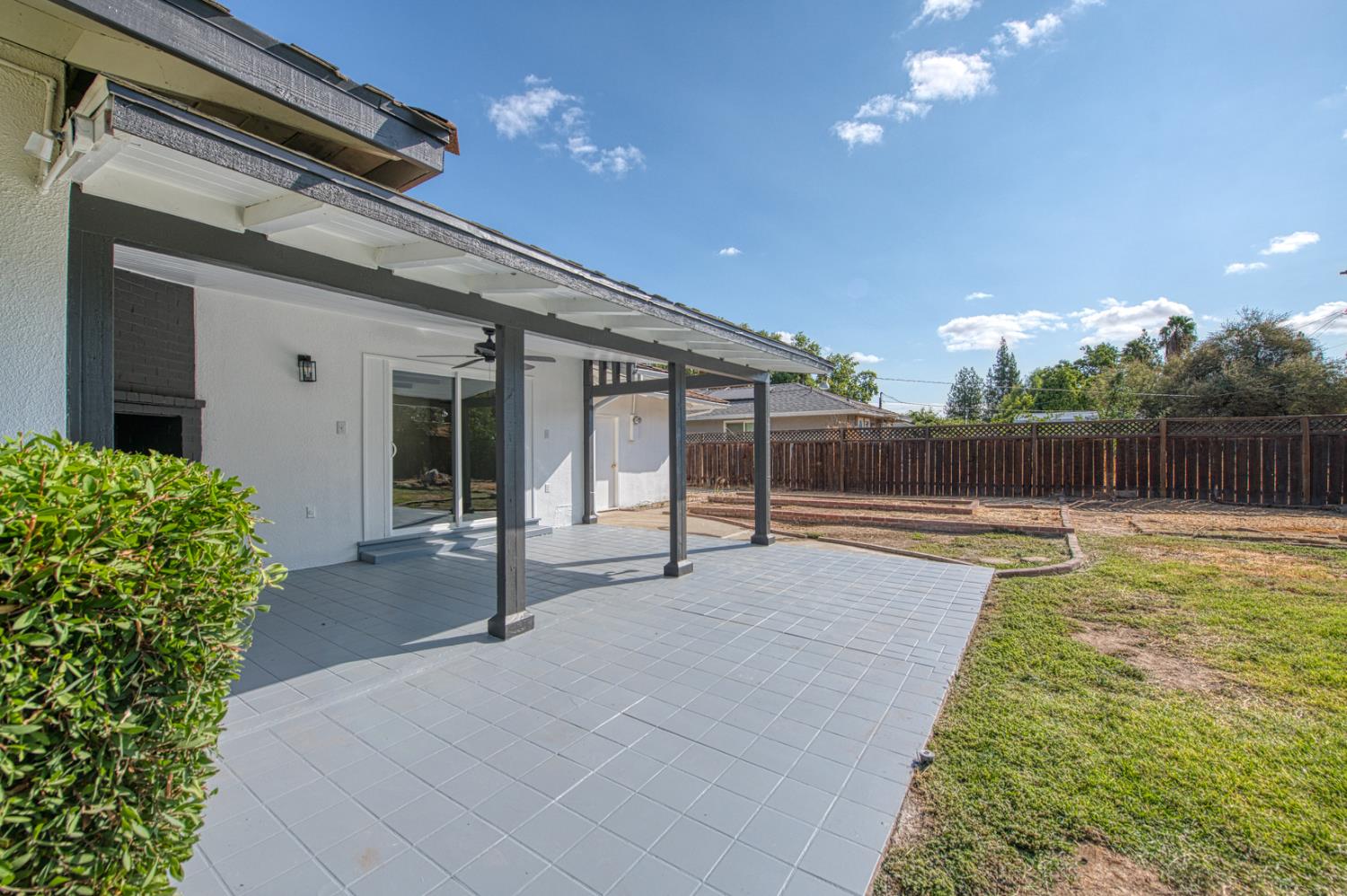 1408 E Richert Ave, Fresno, CA 93704