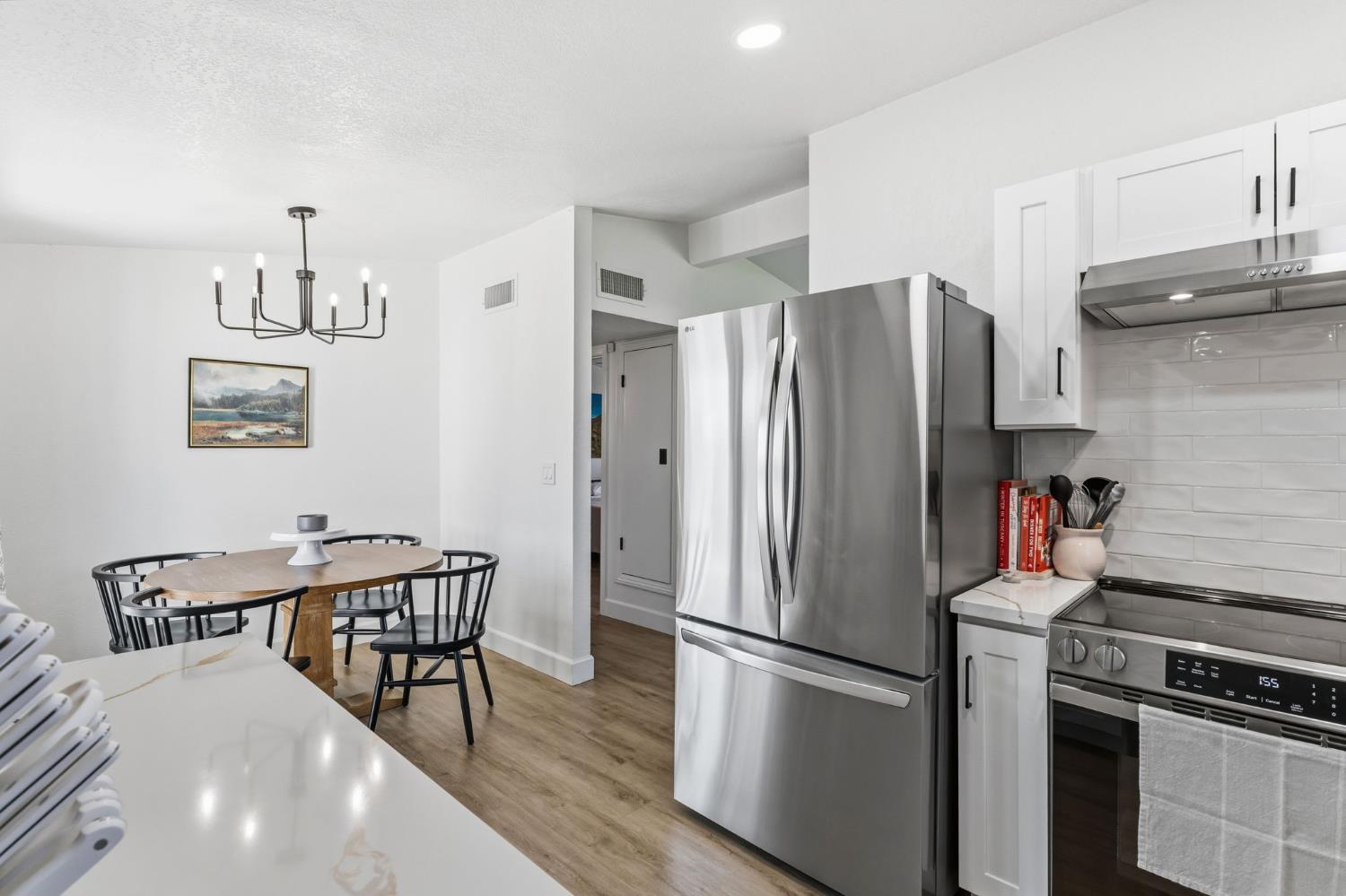 36 Santa Ana Ave, Clovis, CA 93612