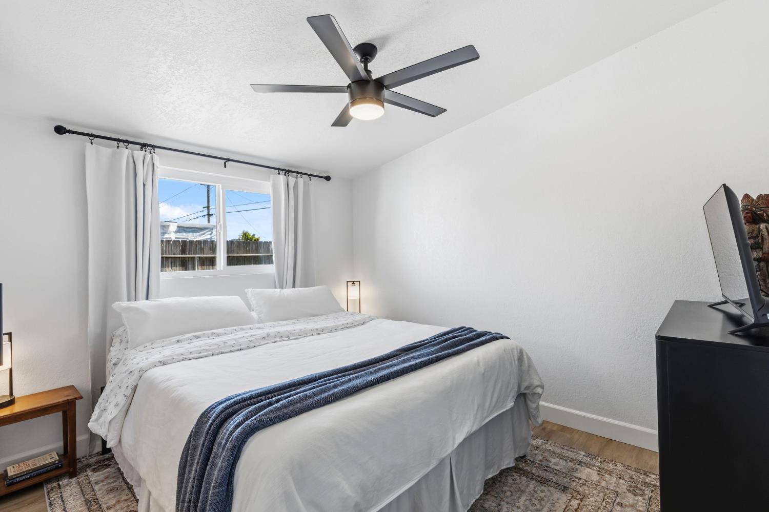 36 Santa Ana Ave, Clovis, CA 93612