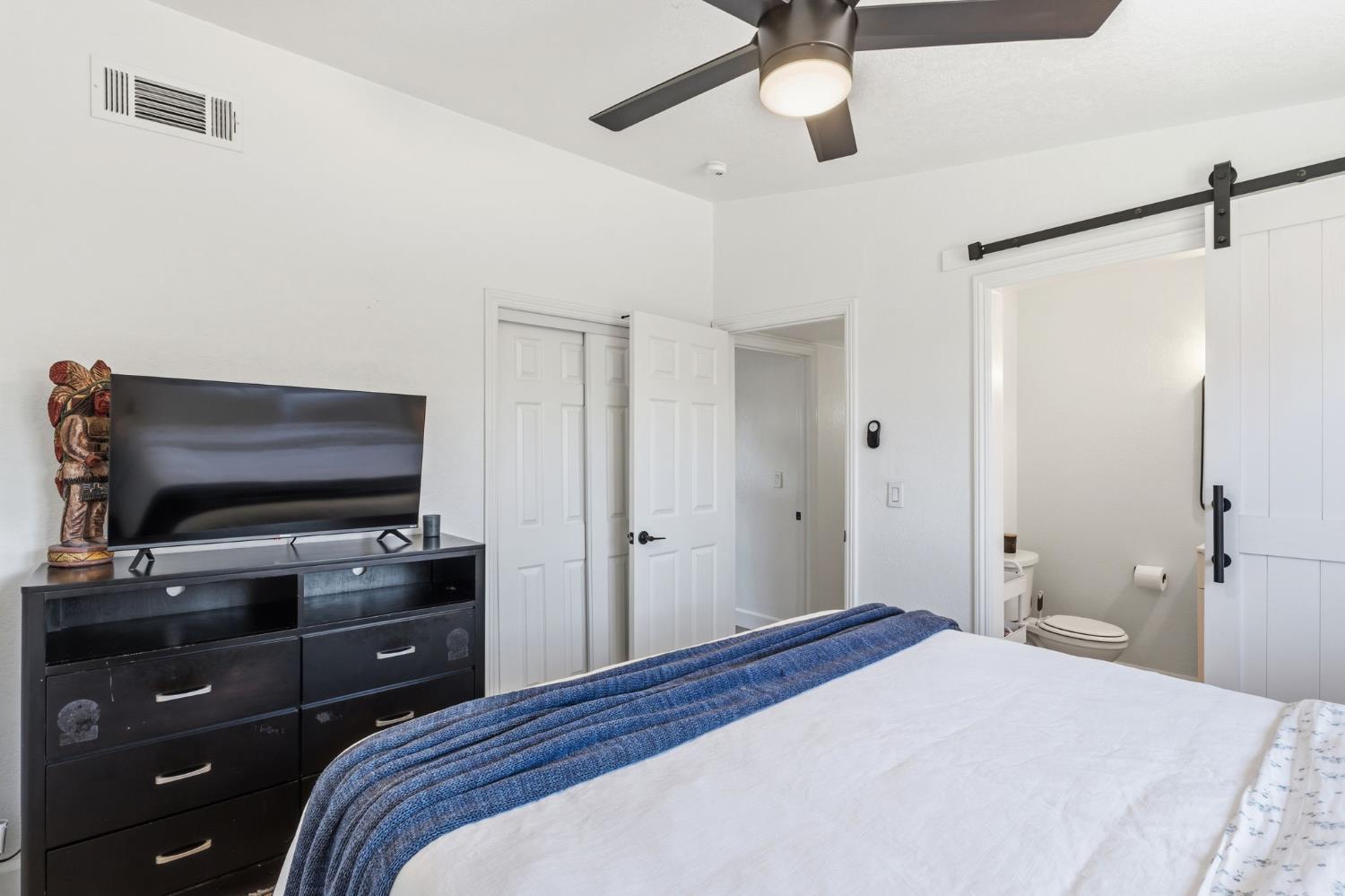 36 Santa Ana Ave, Clovis, CA 93612