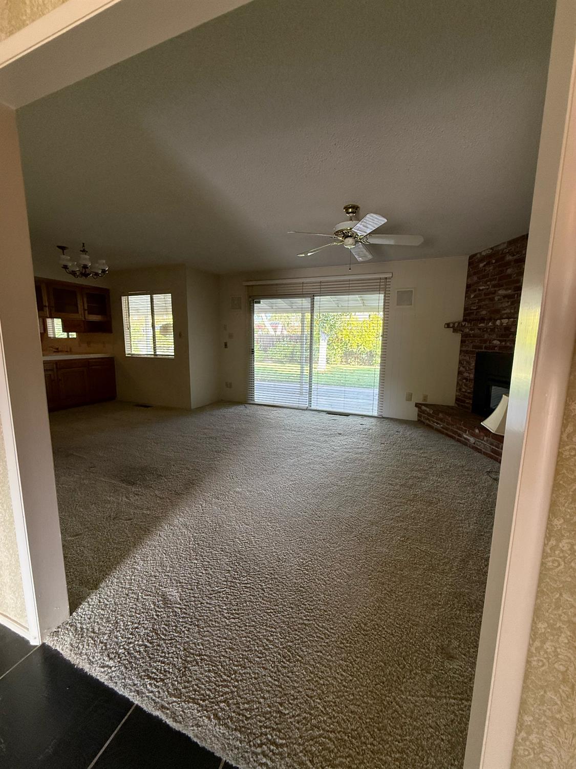 2510 W Escalon Ave, Fresno, CA 93711