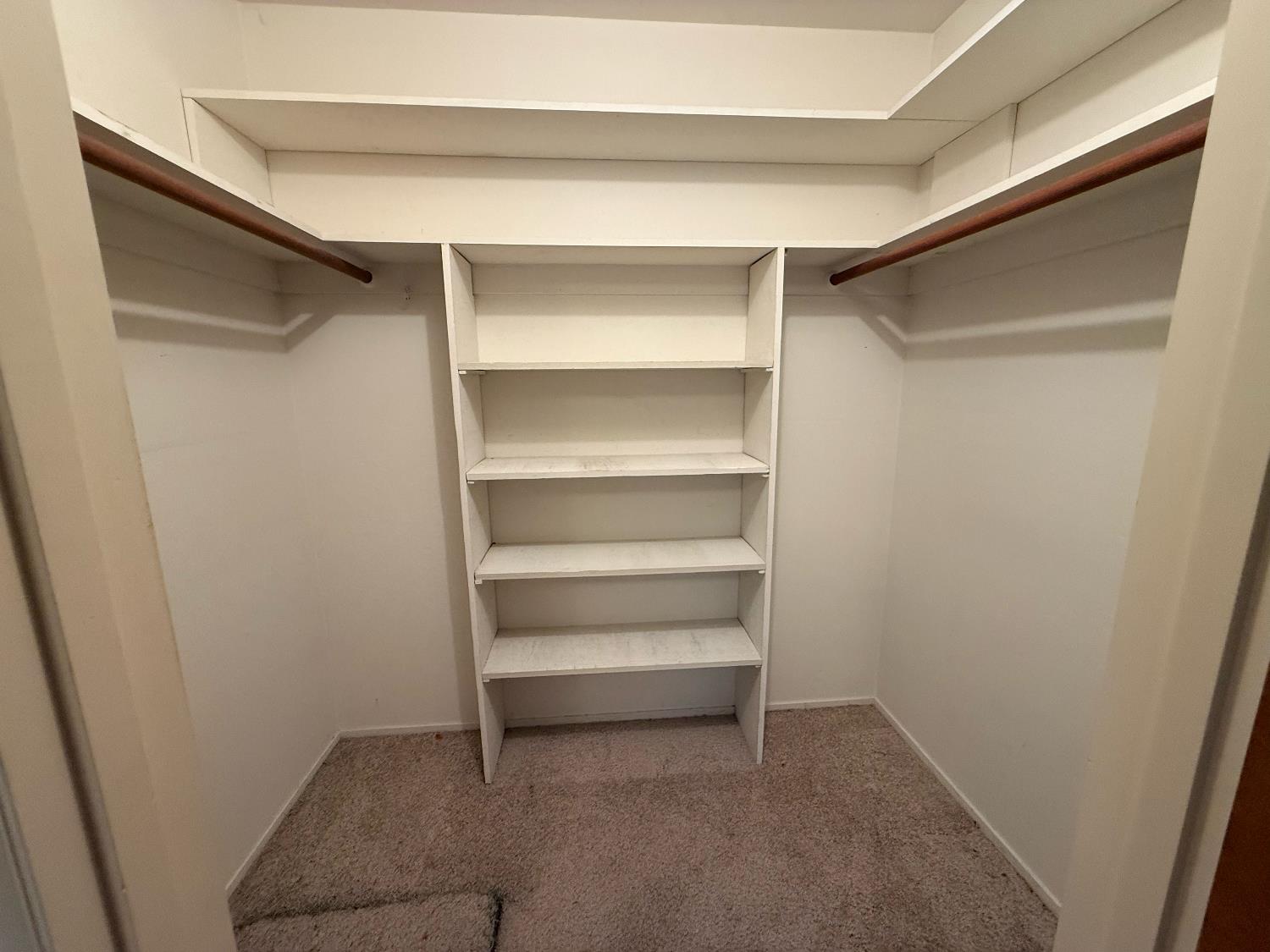 2510 W Escalon Ave, Fresno, CA 93711