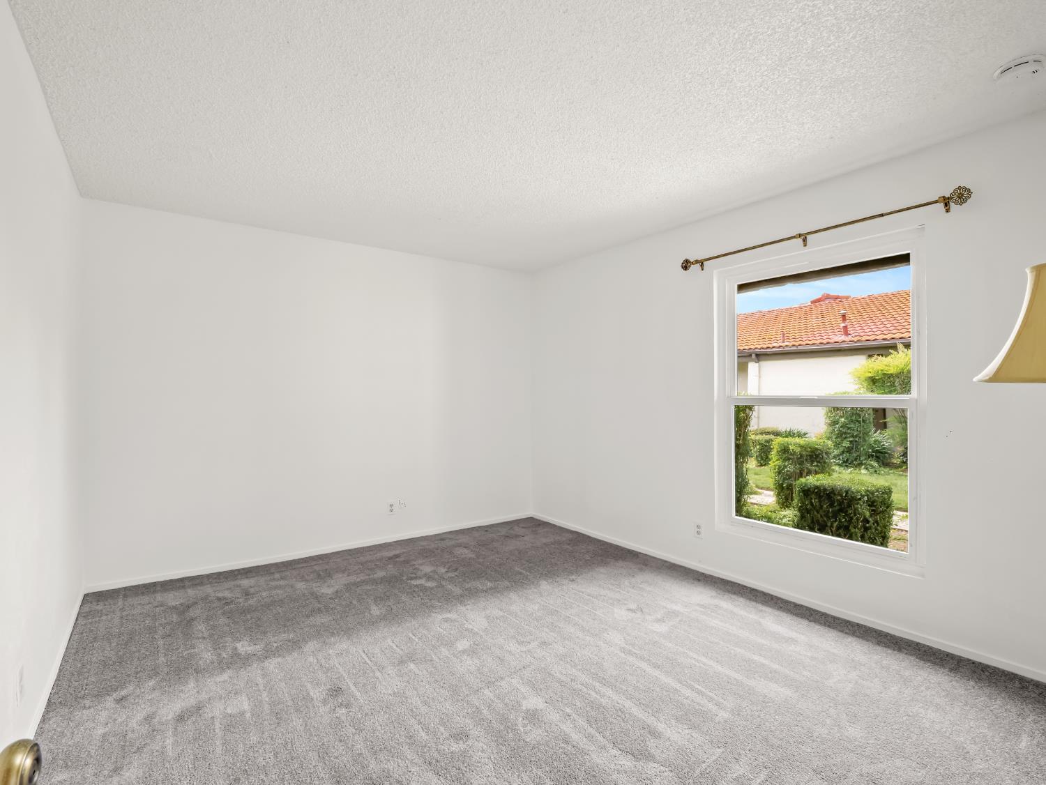 355 W Sierra Ave #110, Fresno, CA 93704