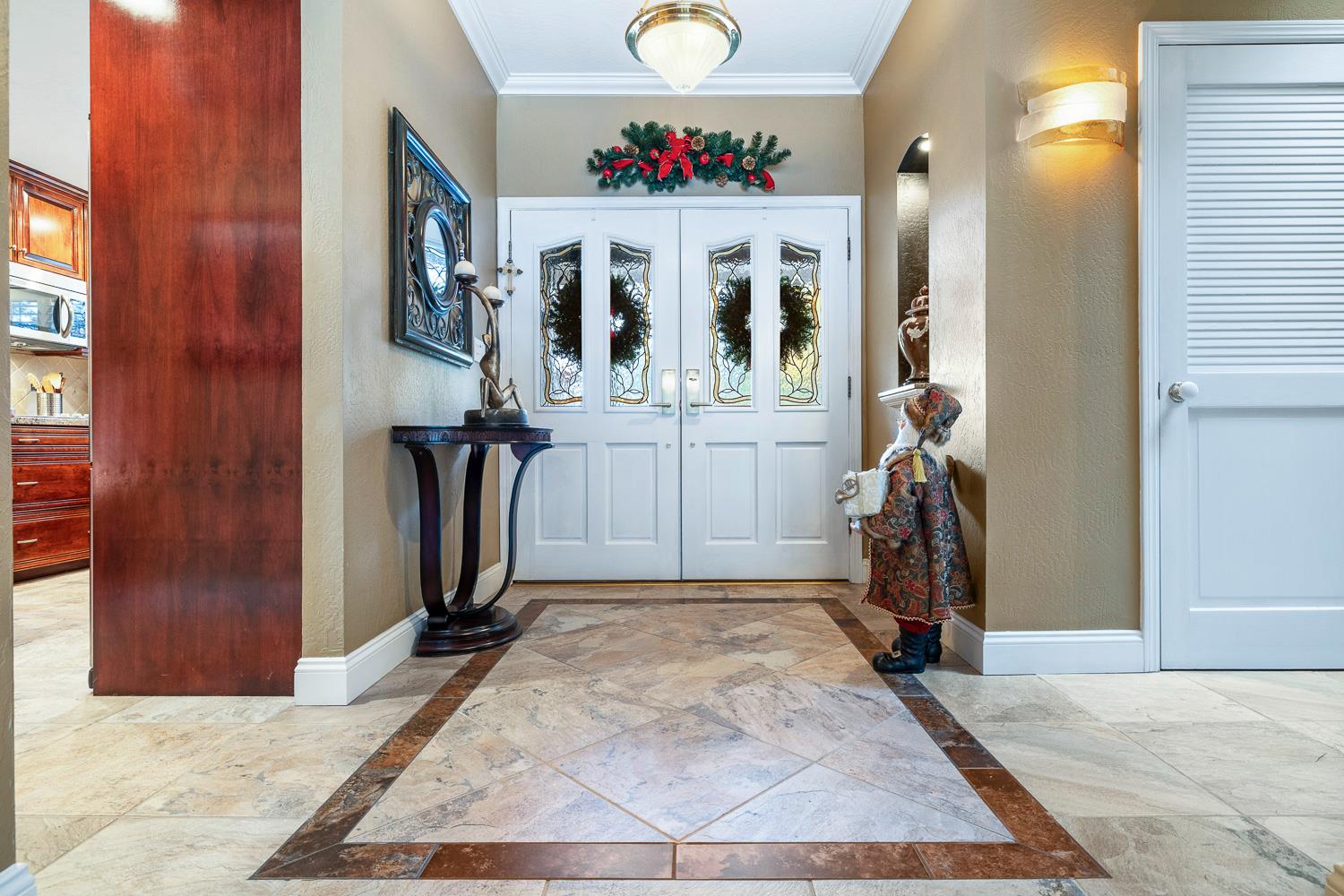 5627 N Kavanagh Ave, Fresno, CA 93711