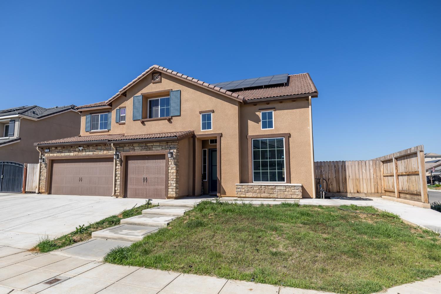 4103 Keats Ave, Clovis, CA 93619