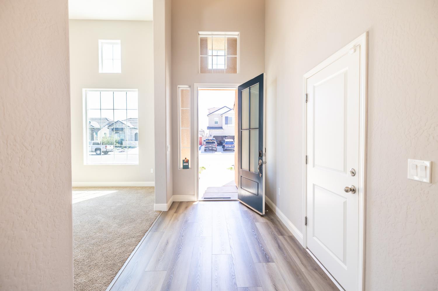 4103 Keats Ave, Clovis, CA 93619