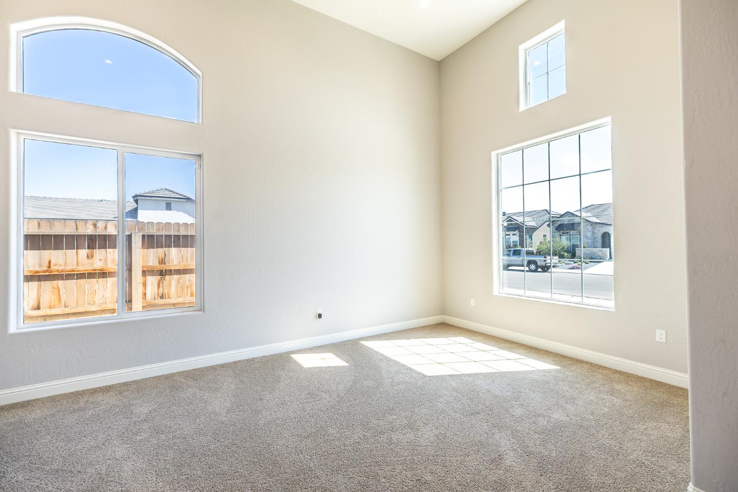 4103 Keats Ave, Clovis, CA 93619