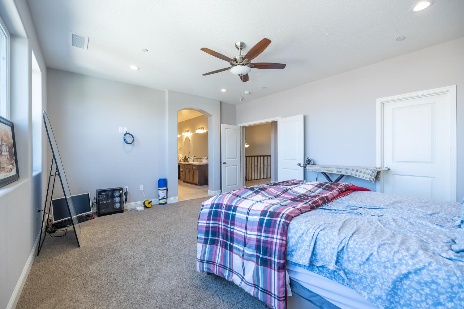 4103 Keats Ave, Clovis, CA 93619