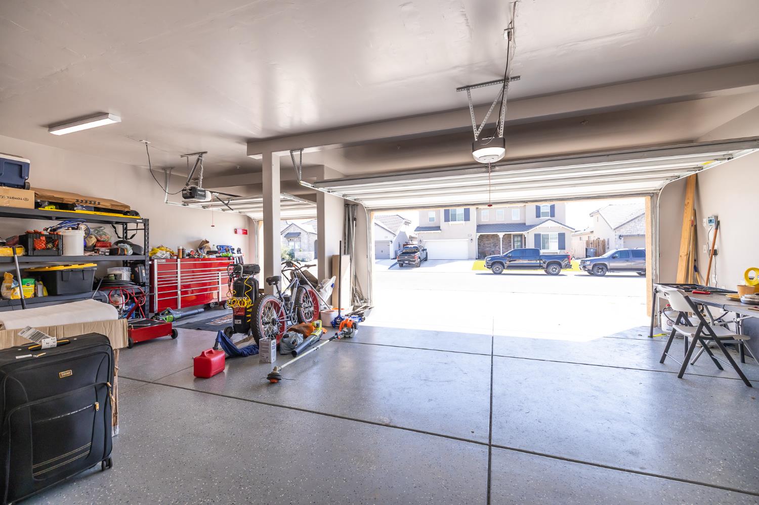 4103 Keats Ave, Clovis, CA 93619