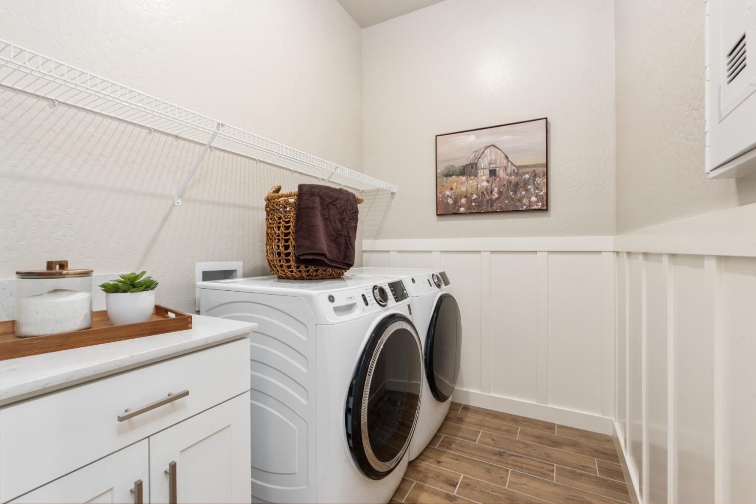 2486 N Harken Way, Clovis, CA 93619