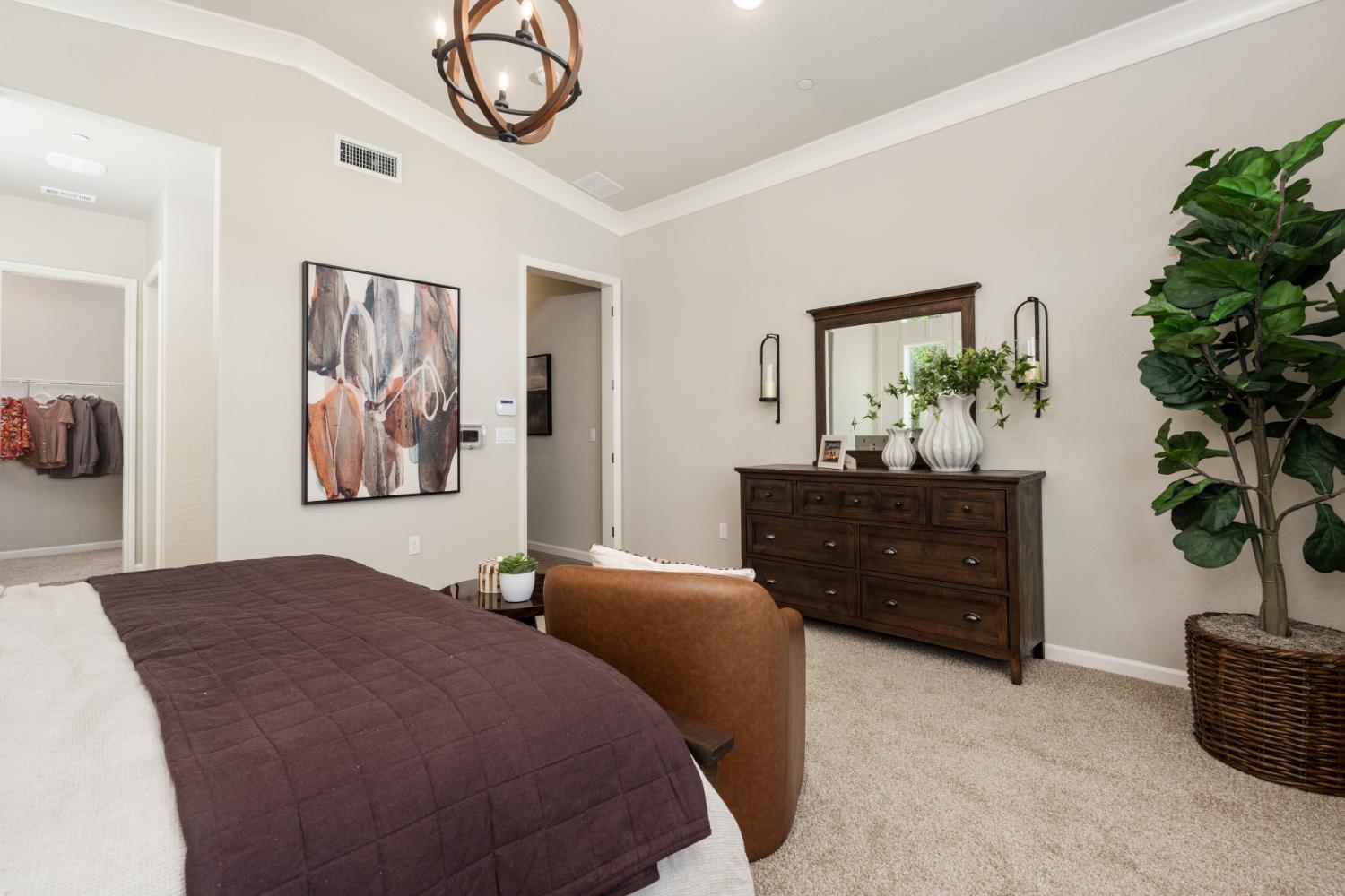 2486 N Harken Way, Clovis, CA 93619