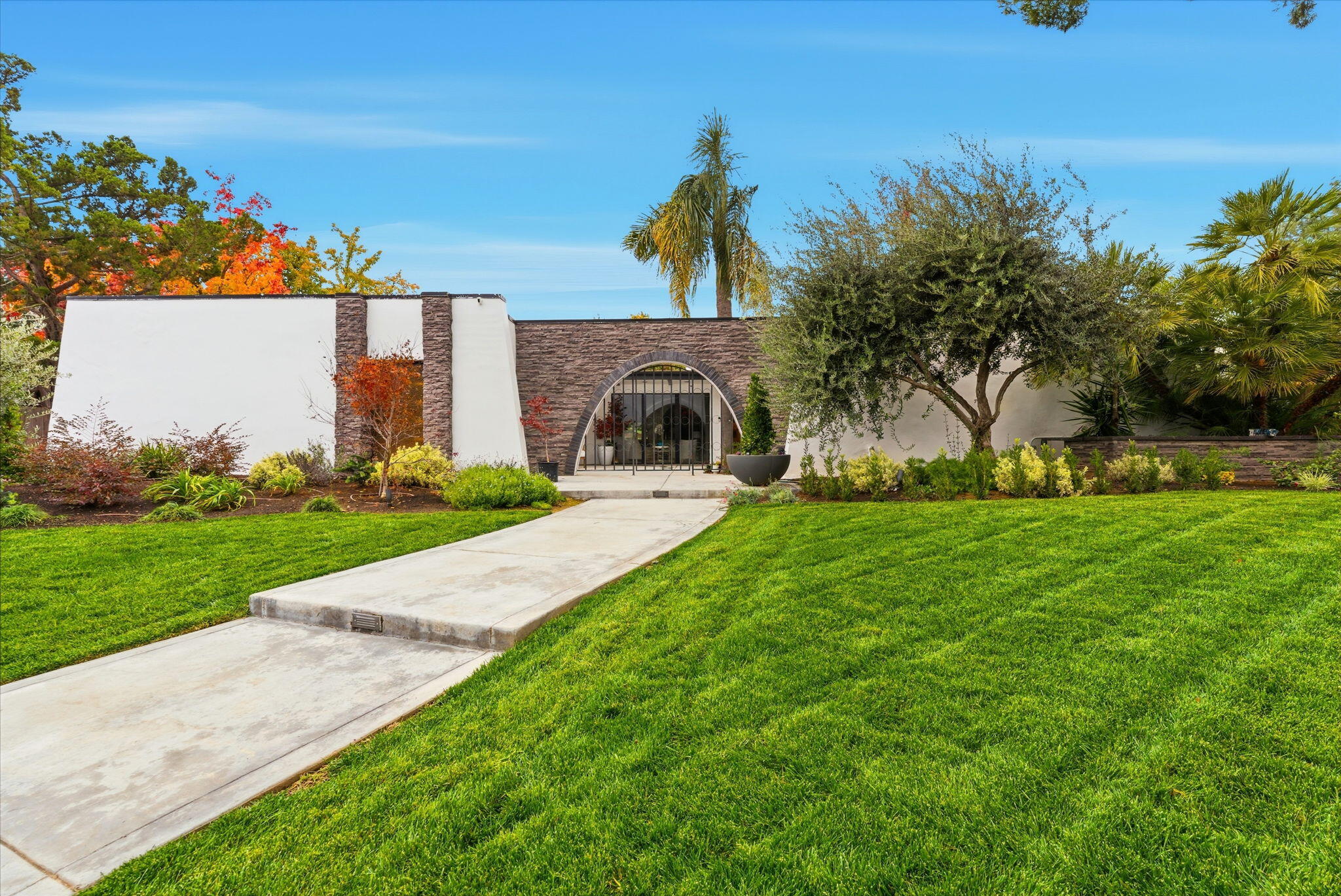 5101 N Pleasant Ave, Fresno, CA 93711